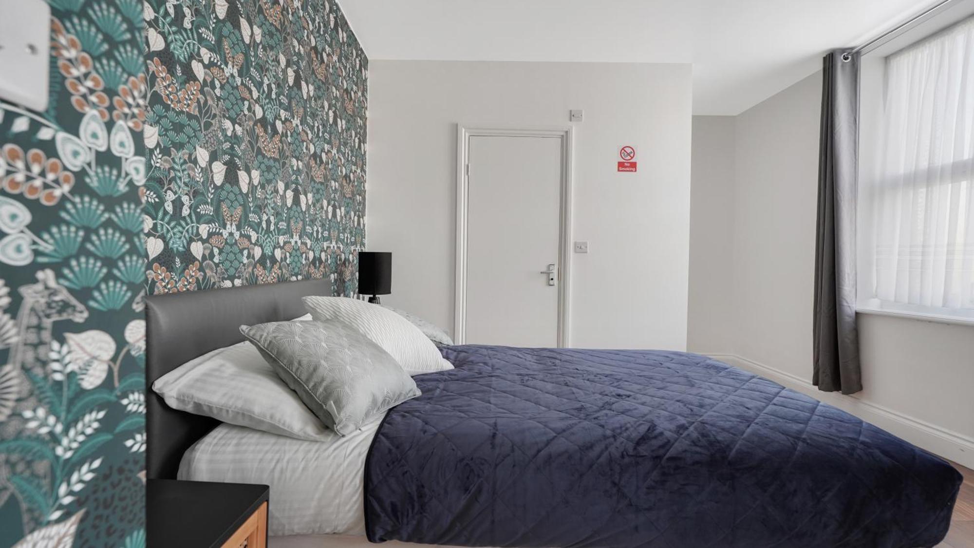 Comfy Double En-Suite Room In Barking Barking  Dış mekan fotoğraf