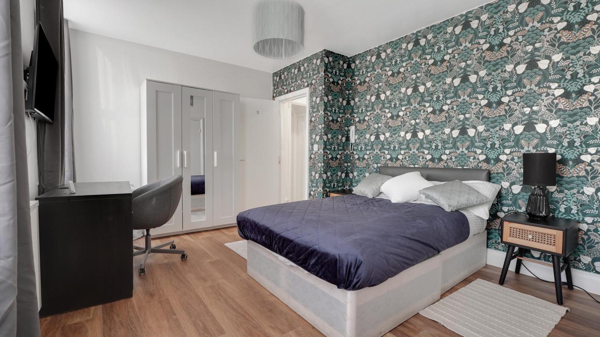 Comfy Double En-Suite Room In Barking Barking  Dış mekan fotoğraf